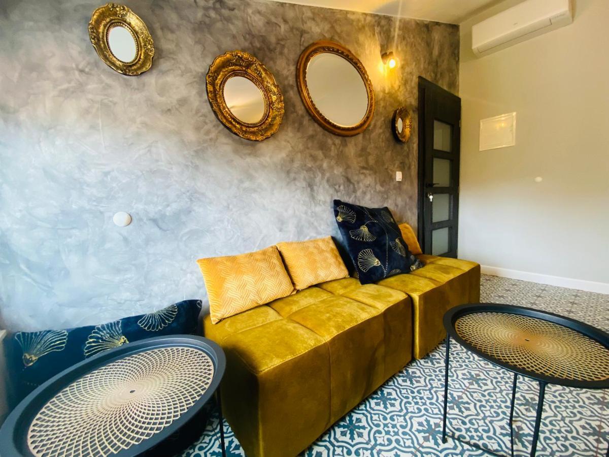 Boutique Rooms Mare Fabulas Rovinj Exterior photo