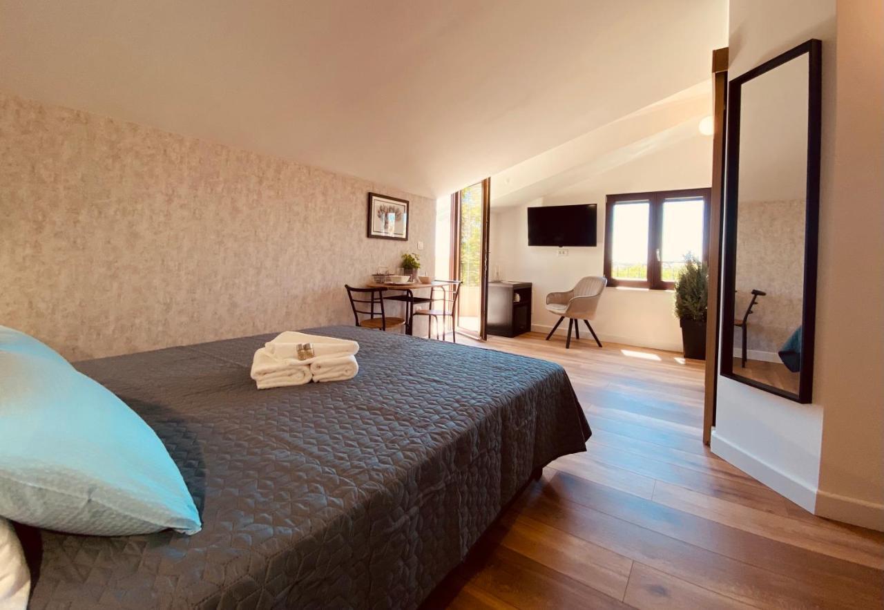 Boutique Rooms Mare Fabulas Rovinj Exterior photo