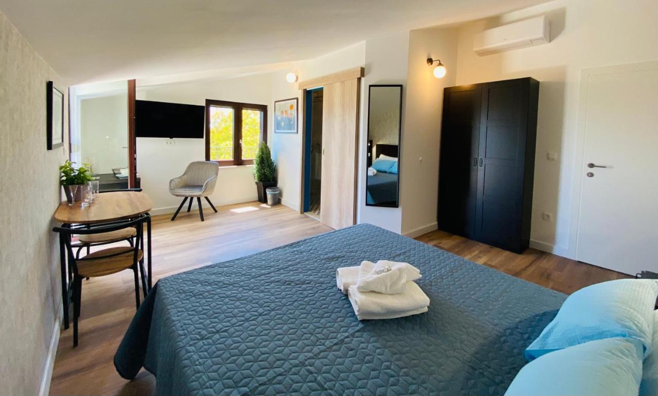 Boutique Rooms Mare Fabulas Rovinj Exterior photo